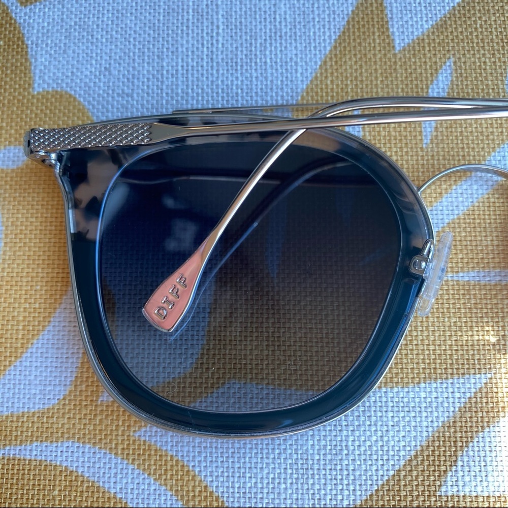 Diff Sunglasses - image 7